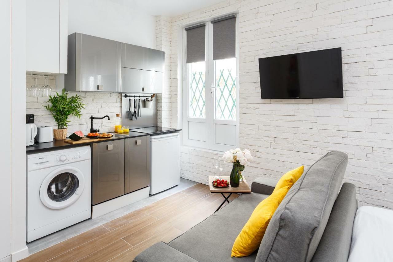 Well Located Studio -Ecole Militaries Champs De Mars Appartement Parijs Buitenkant foto